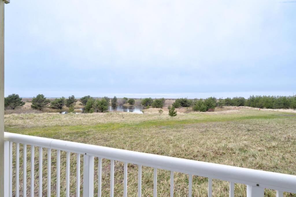 Beach Please-Updated Home With Ocean Views Long Beach Kültér fotó